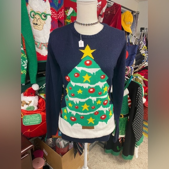 Jalu Aurtia Christmas Tree Sweater - Sz.M double layers/thick sweater - Picture 1 of 5